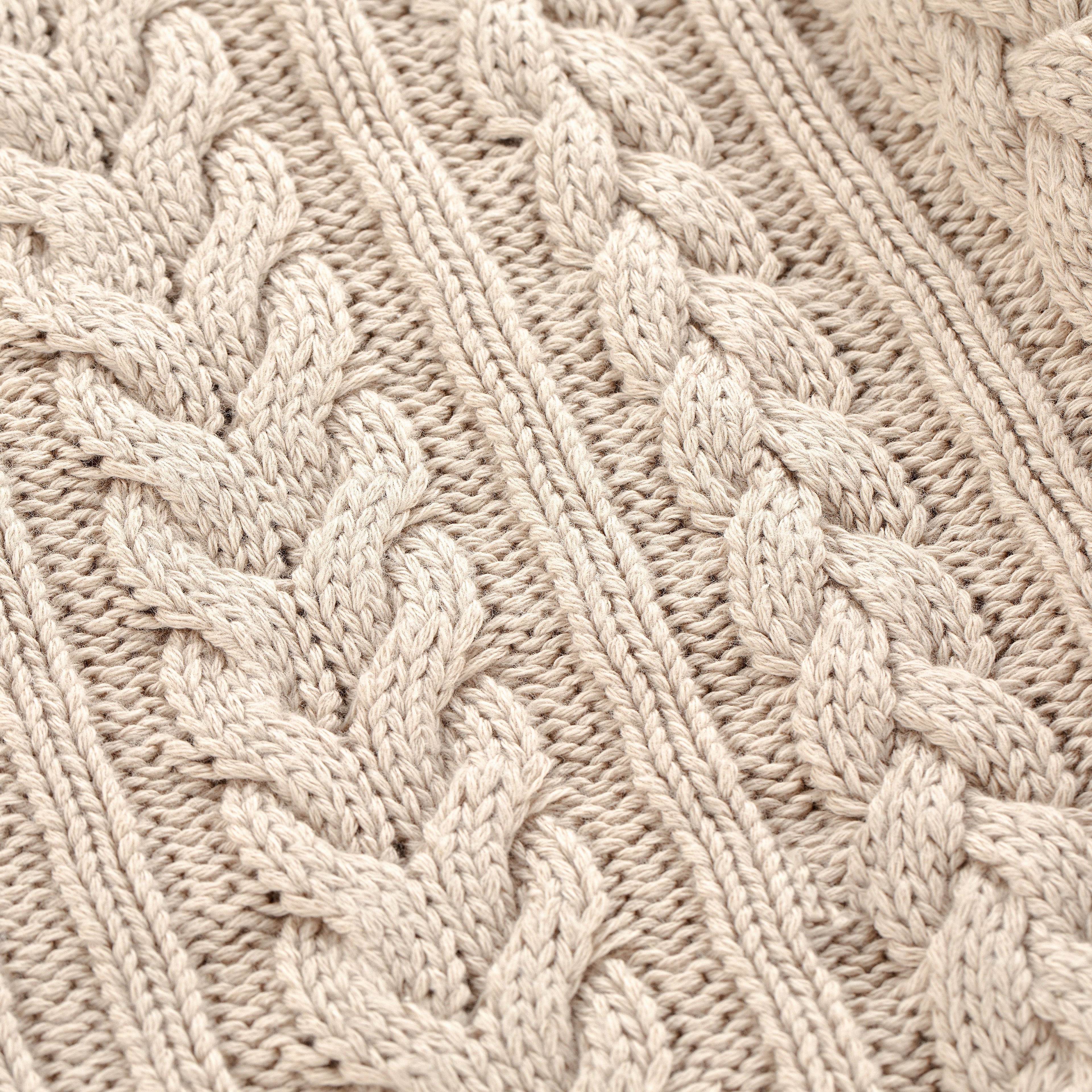 "Jazz" cable knit beige